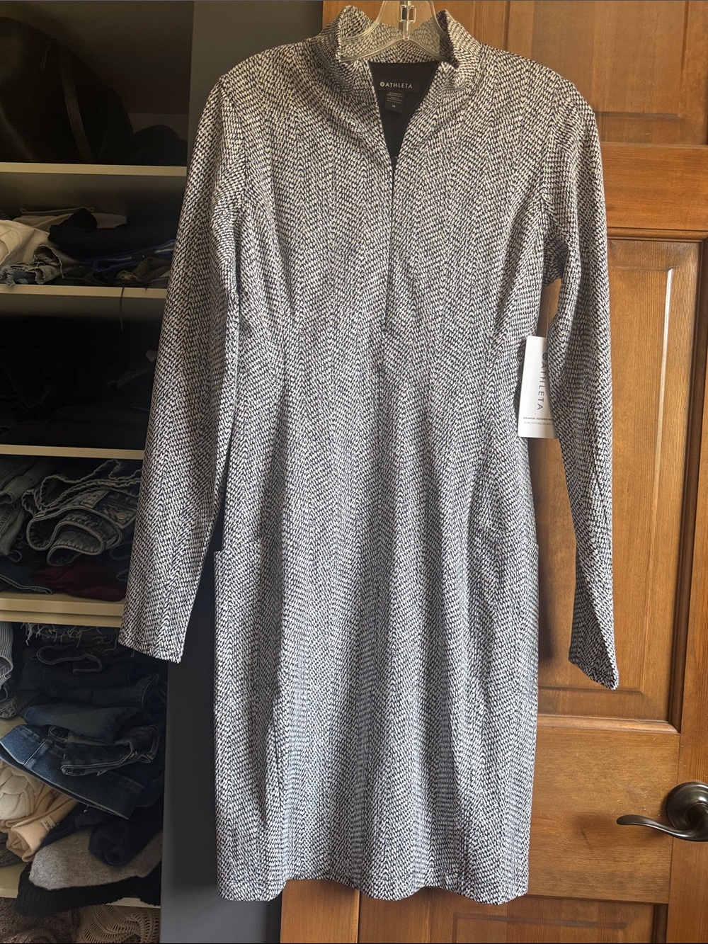 Althleta Black & White snakeskin Long Sleeve Sheath Dress size M